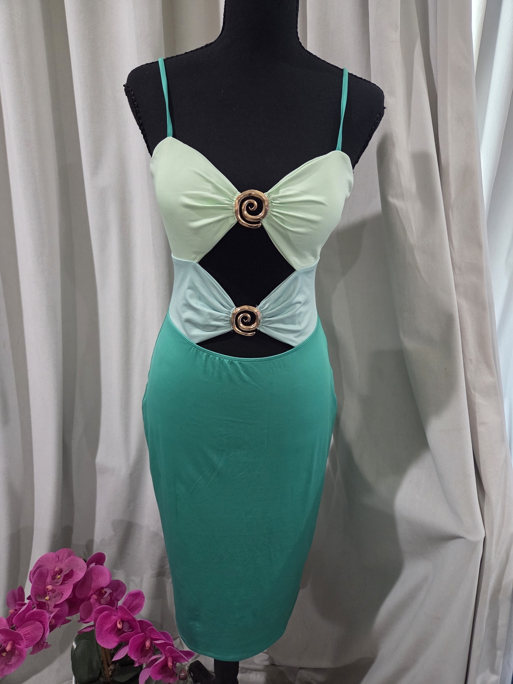 Strappy Colorblock Cutout Midi Dress in Teal and Mint